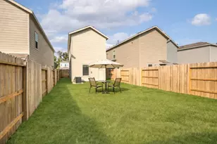 914 Pertuso Ln, Huffman, TX 77336 - Photo 9