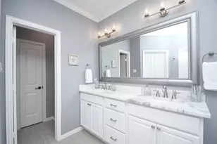 6304 Wood Creek Ln, League City, TX 77573 - Photo 43