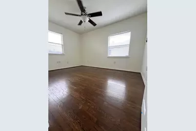 8625 Dunlap Street, Houston, TX 77074 - Photo 7
