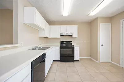 3811 Meadow Place Drive, Houston, TX 77082 - Photo 9
