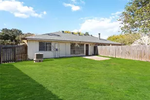 3811 Meadow Pl Dr, Houston, TX 77082 - Photo 23