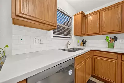 20227 Stonegrove Court, Tomball, TX 77375 - Photo 27