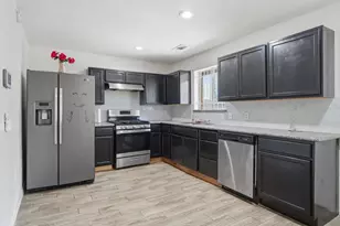 8706 Jason St, Houston, TX 77074 - Photo 11