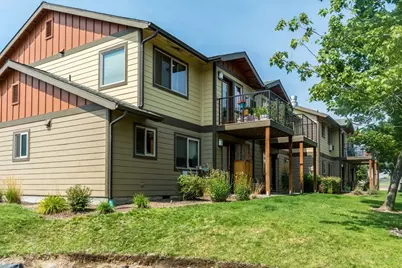 950 SW Madison St, Madras, OR 97741 - Photo 1