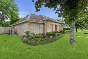 5515 Moss Glenn Ln, Houston, TX 77088 - Photo 3