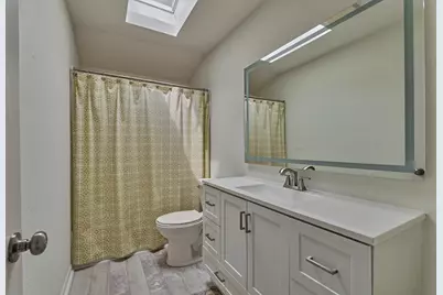 6795 Kingston Cove Lane, Willis, TX 77318 - Photo 19