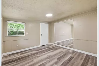 1109 E Walker Street, League City, TX 77573 - Photo 21