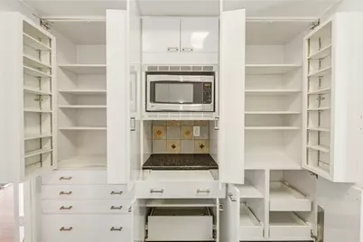 15 Greenway Plaza #10G, Houston, TX 77046 - Photo 23