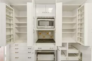 15 Greenway Plz, Houston, TX 77046 - Photo 23