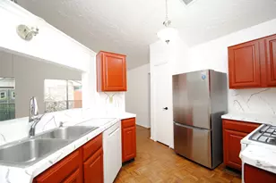 16311 La Luna Dr, Houston, TX 77083 - Photo 17