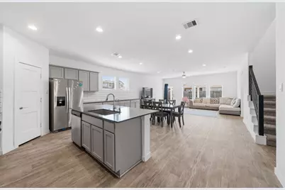 14303 Garden Creek Court, Conroe, TX 77384 - Photo 7