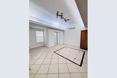 7618 Linden Street, Houston, TX 77012 - Photo 3