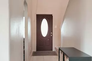 5102 Panay Park Dr, Houston, TX 77048 - Photo 5