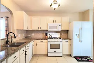 5102 Panay Park Dr, Houston, TX 77048 - Photo 7