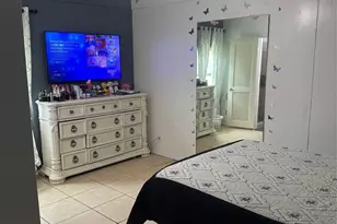 208 Barnes, Dayton, TX 77535 - Photo 9