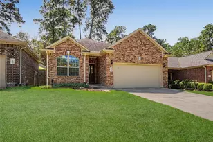 11231 Burning Tree Dr, Montgomery, TX 77356 - Photo 1