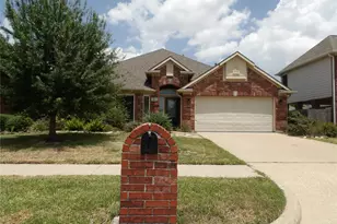 1902 S Carlsbad Ln, Deer Park, TX 77536 - Photo 1
