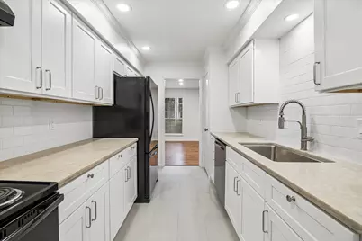 357 N Post Oak Lane #102, Houston, TX 77024 - Photo 7