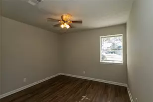 5810 Meadowview Rd, Beaumont, TX 77708 - Photo 15