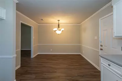 5810 Meadowview Road, Beaumont, TX 77708 - Photo 9