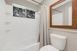 1613 Wycliffe Dr, Houston, TX 77043 - Photo 17