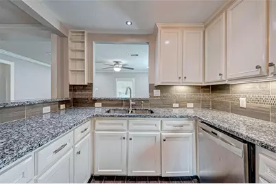 1510 Walton Street, Houston, TX 77009 - Photo 17