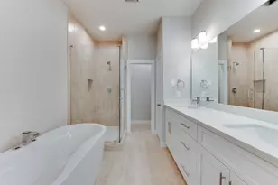 6619 Ezzard Charles Ln, Houston, TX 77091 - Photo 29