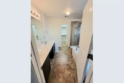 11528 Champions Green Drive, Houston, TX 77066 - Photo 7