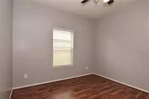 2422 Seahorse Bend Dr, Katy, TX 77449 - Photo 5