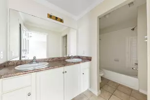 5315 Tommye St, Houston, TX 77028 - Photo 9