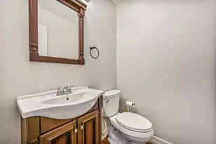 513 Meadow Bend Dr, Friendswood, TX 77546 - Photo 19