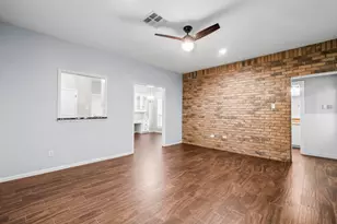 7 Elwood Hills Ct, The Woodlands, TX 77381 - Photo 19