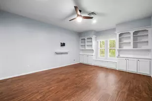 7 Elwood Hills Ct, The Woodlands, TX 77381 - Photo 17