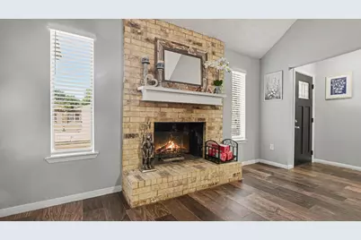705 Meadowlark Lane, Baytown, TX 77521 - Photo 5
