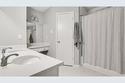 705 Meadowlark Lane, Baytown, TX 77521 - Photo 13