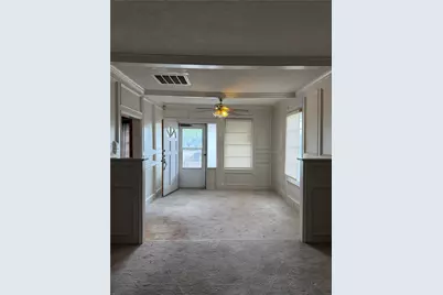 703 76th Street, Houston, TX 77012 - Photo 5
