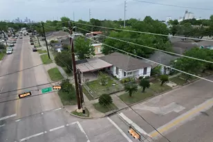 703 76th St, Houston, TX 77012 - Photo 23