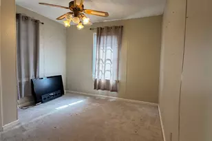 703 76th St, Houston, TX 77012 - Photo 15