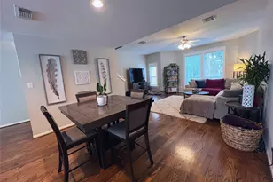 1728 Bevis St, Houston, TX 77008 - Photo 5