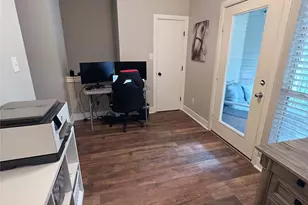 1728 Bevis St, Houston, TX 77008 - Photo 21