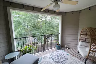 1728 Bevis St, Houston, TX 77008 - Photo 17