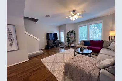 1728 Bevis Street, Houston, TX 77008 - Photo 9