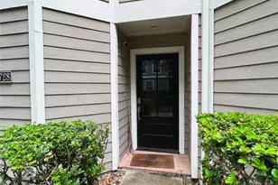 1728 Bevis St, Houston, TX 77008 - Photo 3