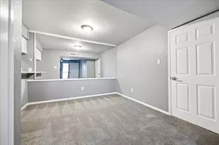 2100 Wilcrest Dr, Houston, TX 77042 - Photo 7