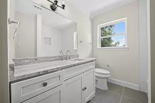 8438 Gallahad St, Houston, TX 77078 - Photo 29