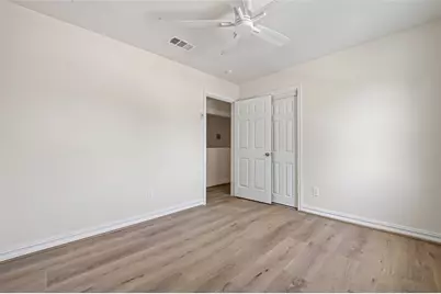 8438 Gallahad Street, Houston, TX 77078 - Photo 23
