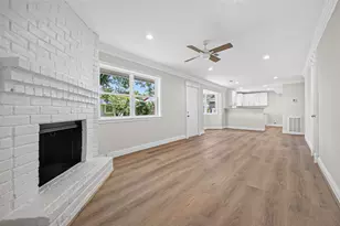 8438 Gallahad St, Houston, TX 77078 - Photo 11