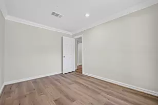 8438 Gallahad St, Houston, TX 77078 - Photo 33