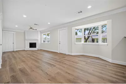 8438 Gallahad Street, Houston, TX 77078 - Photo 9