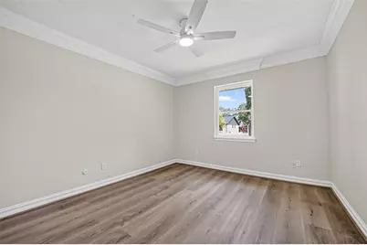 8438 Gallahad Street, Houston, TX 77078 - Photo 35